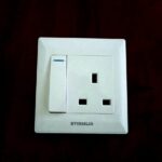 13A switched socket